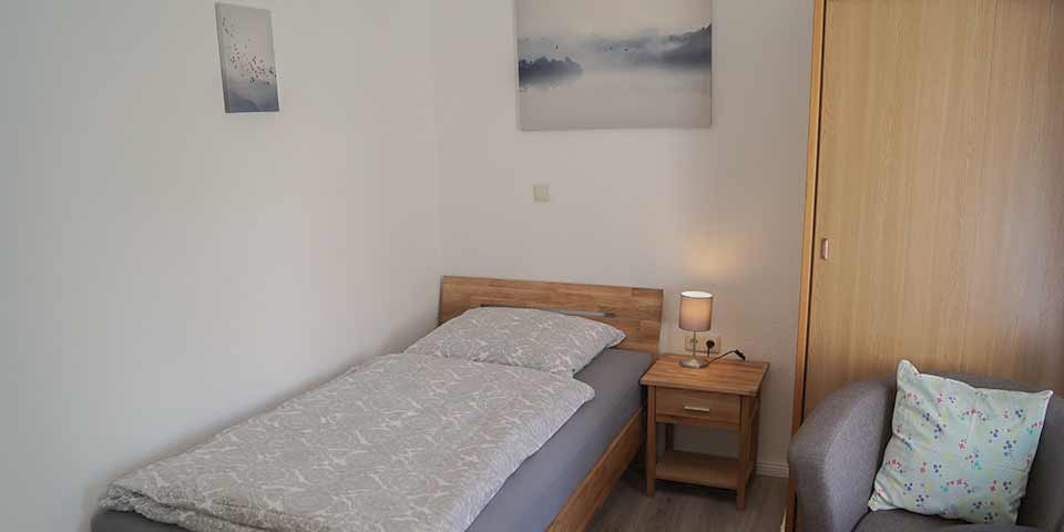 einzelzimmer-3-villa-undine-groemitz23