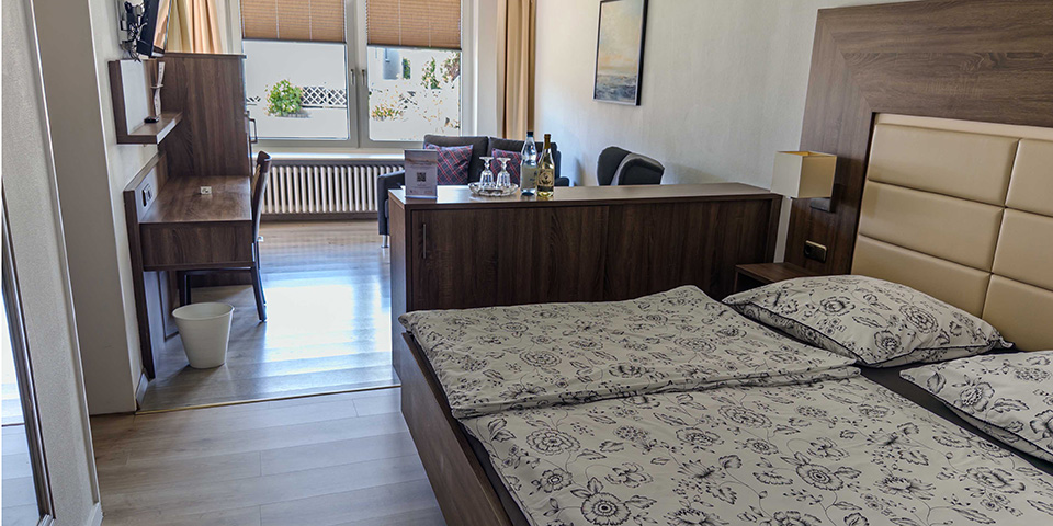 home_SUITEN_undine-42